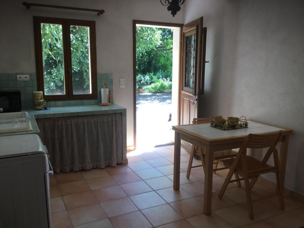 Appartement Dans Un Mas Provencal อิสทร์ ภายนอก รูปภาพ