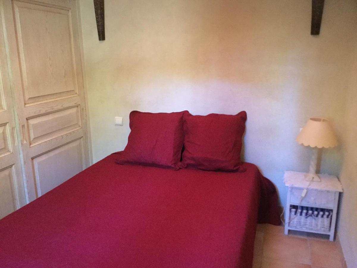 Appartement Dans Un Mas Provencal อิสทร์ ภายนอก รูปภาพ